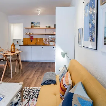 Apartment Happy Corner In The Heart Of By Lovelystay Porto